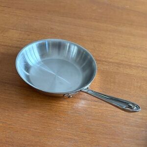 Preowned All-Clad frying pan- 8inches